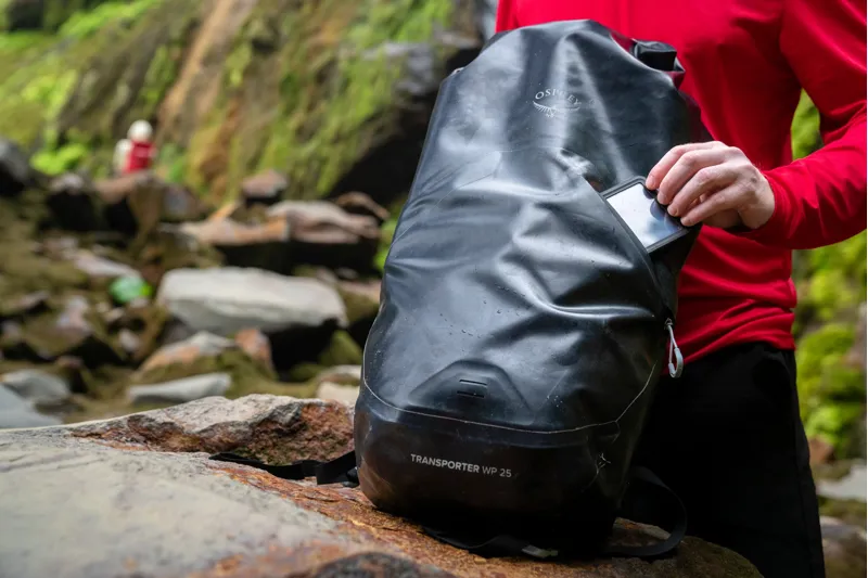 Osprey Transporter Roll Top WP 25 - Night Jungle Blue-11